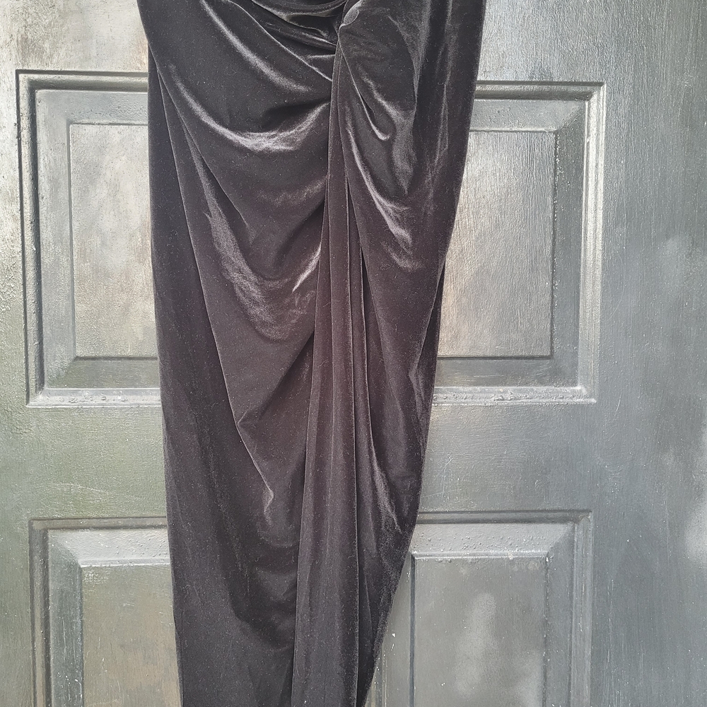 Black Velvet Draped Women's Skirt